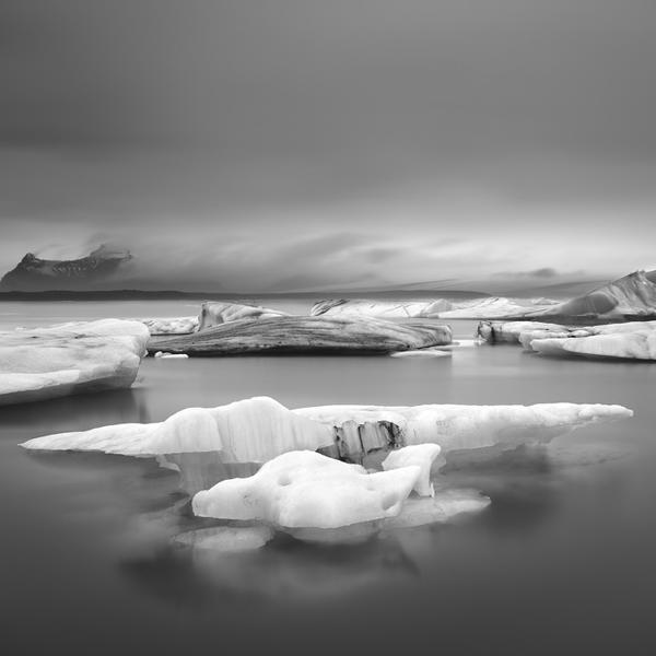 《Ice Land》作者:Sebastien Grebille