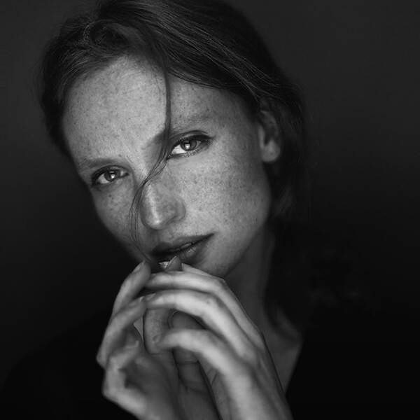 安妮·索菲（Anne -Sophie Trebel） - 吉尔斯·维达尔（Gilles Vidal）的肖像