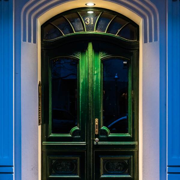 “绿色之门”由休·沃伦在摄影数码