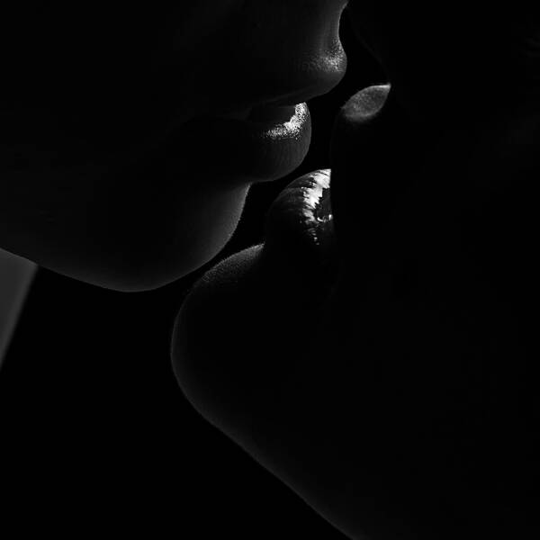 摄影:莱昂纳多·巴尔登内格罗之吻二
